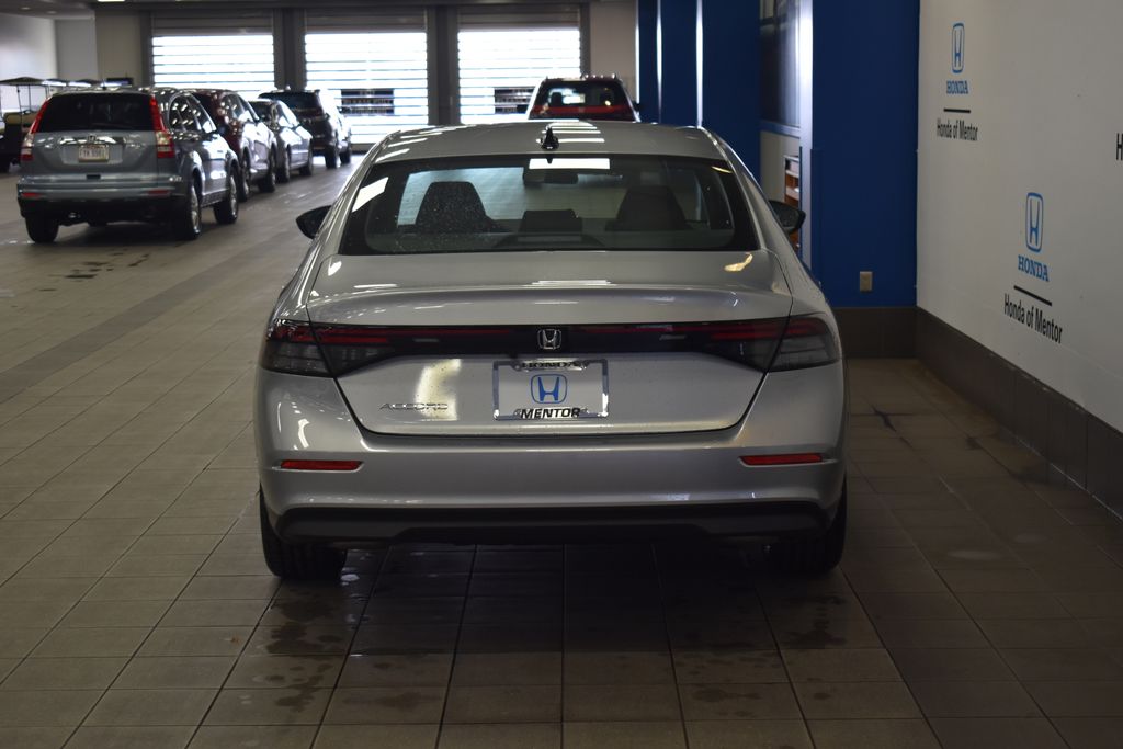 2025 Honda Accord SE 6