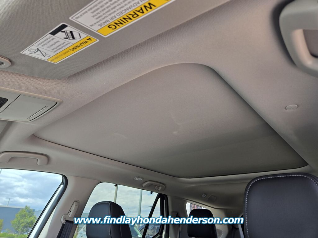 2025 Honda Pilot Touring photo