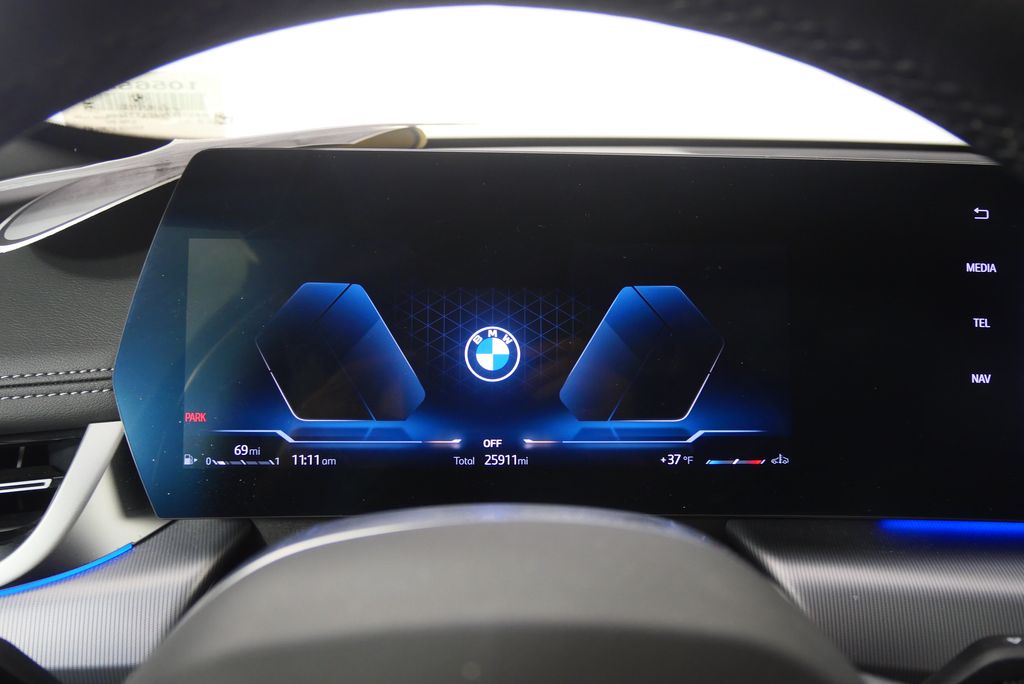 Thumbnail: 2023 BMW X1 - 22