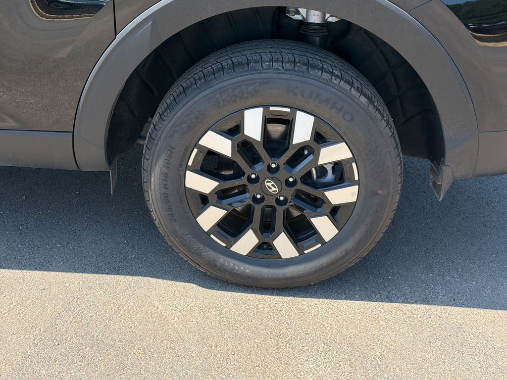 New 2026 Black HYUNDAI SEL image 20