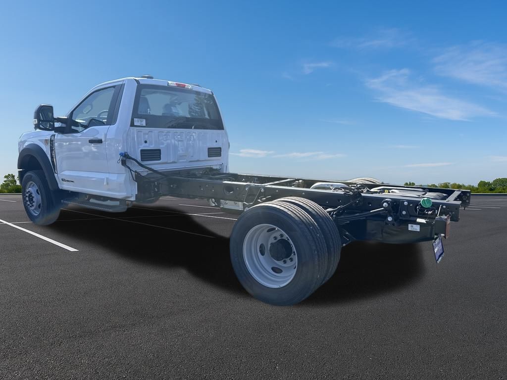 New 2025 Ford Super Duty F-600 Chassis Regular Cab (DRW) 169" Wheelbase XL