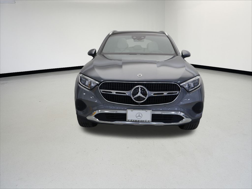 Thumbnail: 2023 Mercedes-Benz GLC - 10