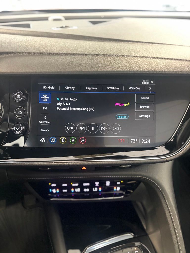 Used 2023 Buick Envision SUV