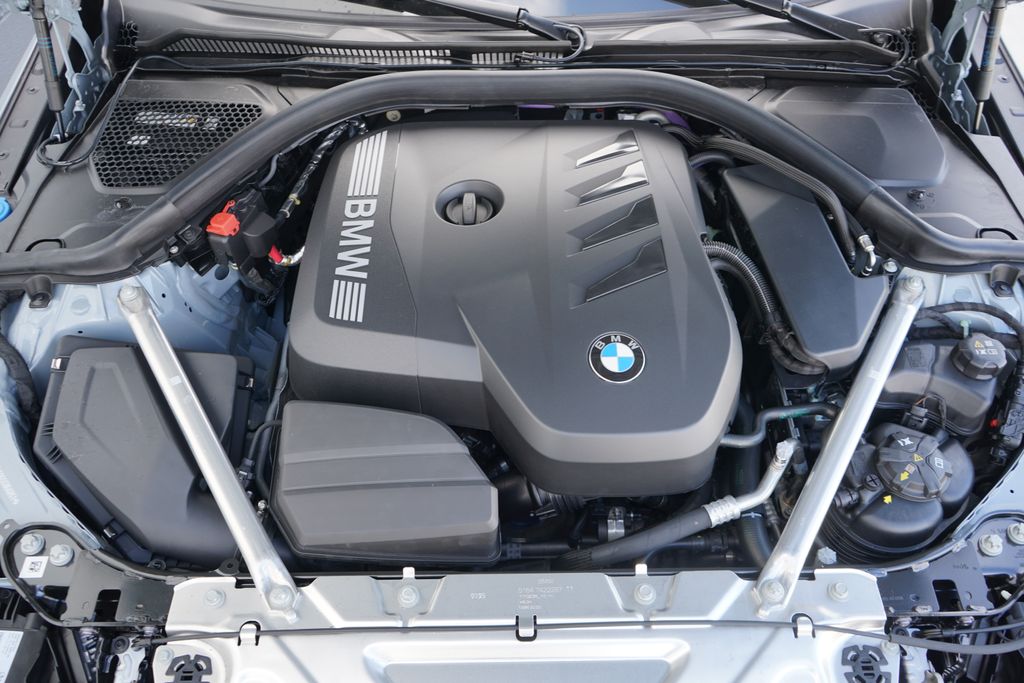 Thumbnail: 2025 BMW 4 Series - 21