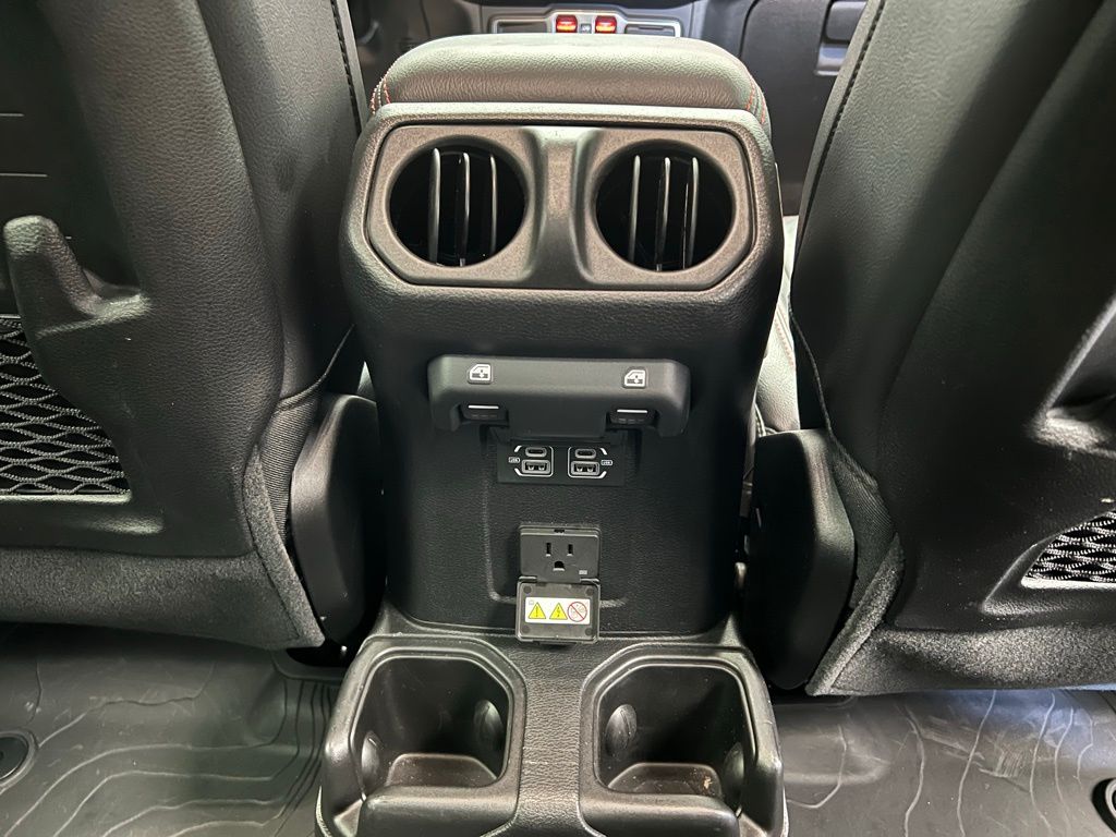 Thumbnail: 2023 Jeep Gladiator - 9