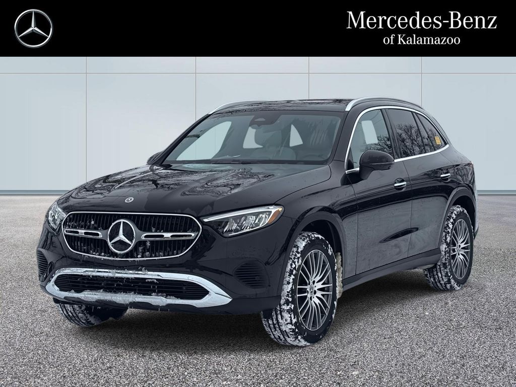 2026 Mercedes-Benz GLC 300 4MATIC