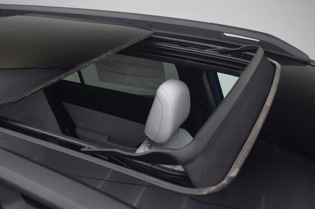 new 2026 Jeep Cherokee car, priced at $43,610