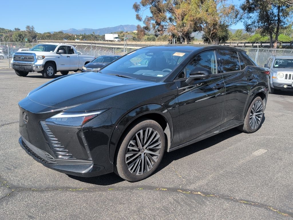 2023 Lexus RZ 450e Luxury AWD