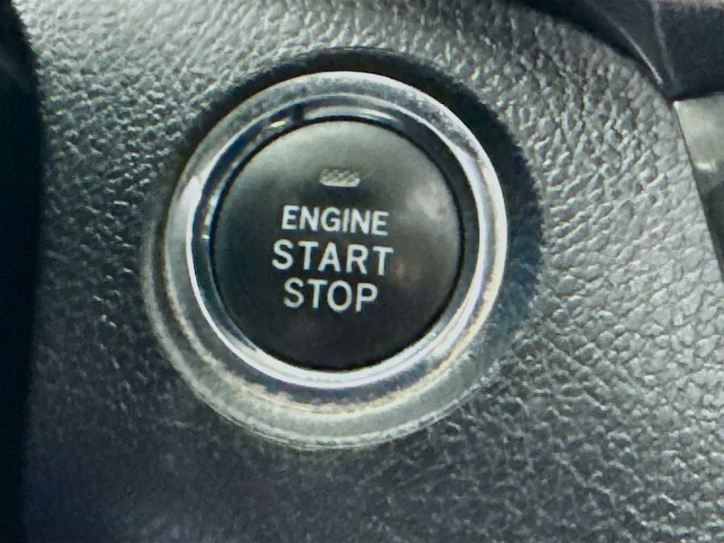 Used Car 2020 Toyota Sienna  For Sale Under $30,000 In Austin, Texas