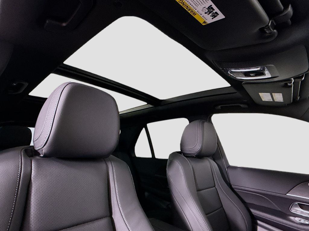 Thumbnail: 2026 Mercedes-Benz GLE - 19