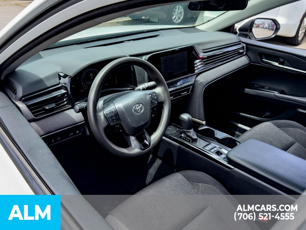 Used 2025 White Toyota LE image 8