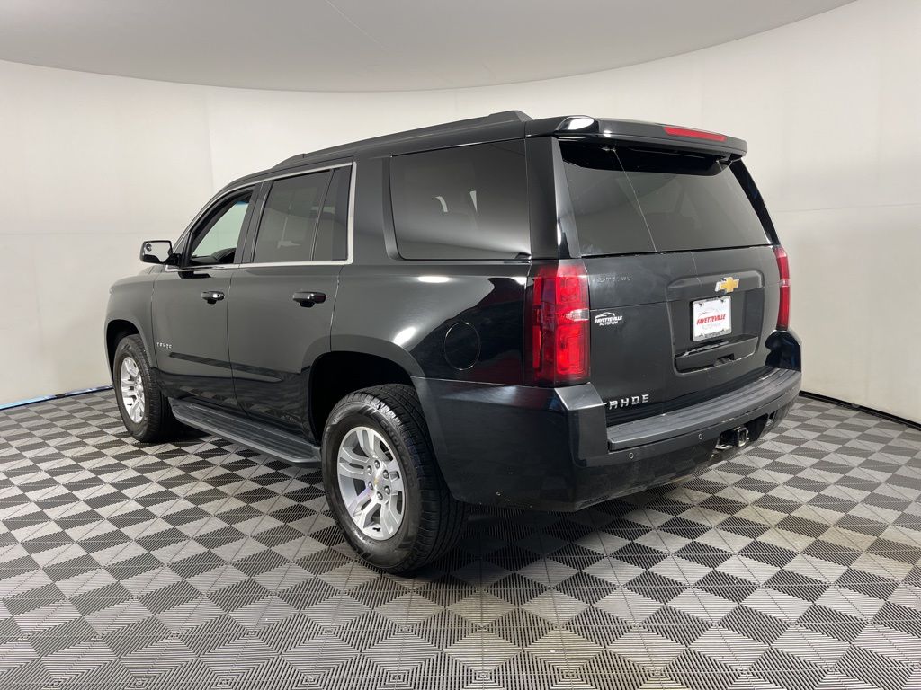 Thumbnail: 2017 Chevrolet Tahoe - 3