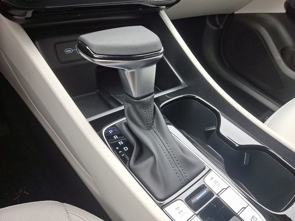 2025 Hyundai Tucson SEL 7