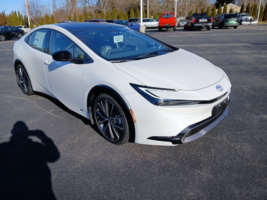 2026 Toyota Prius Limited's photo