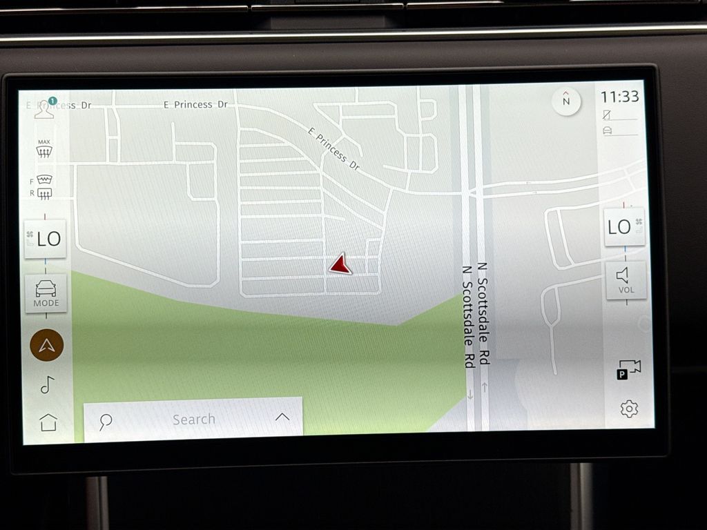 Thumbnail: 2026 Land Rover Range Rover - 14