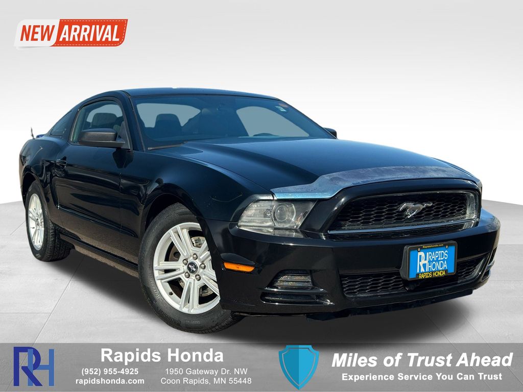 2014 Ford Mustang V6 Coupe RWD