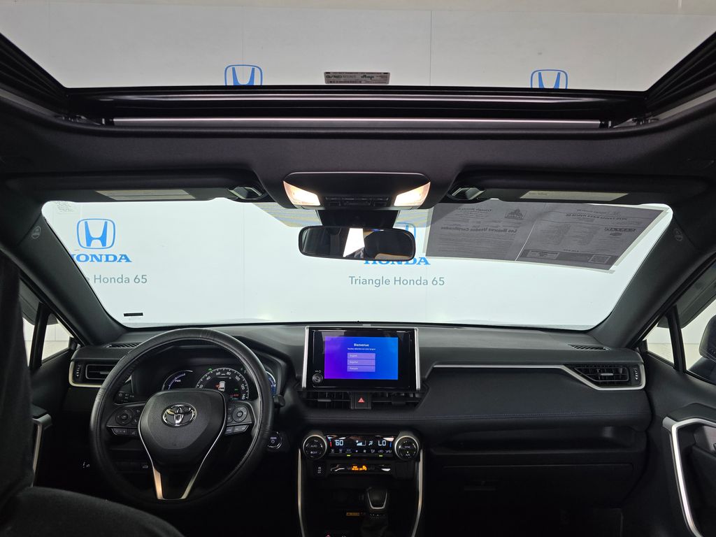 Thumbnail: 2025 Toyota RAV4 - 8