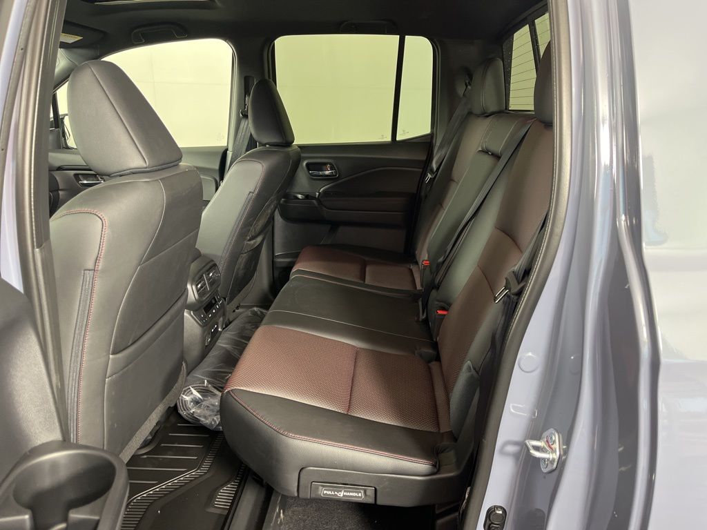 2025 Honda Ridgeline Black Edition 20