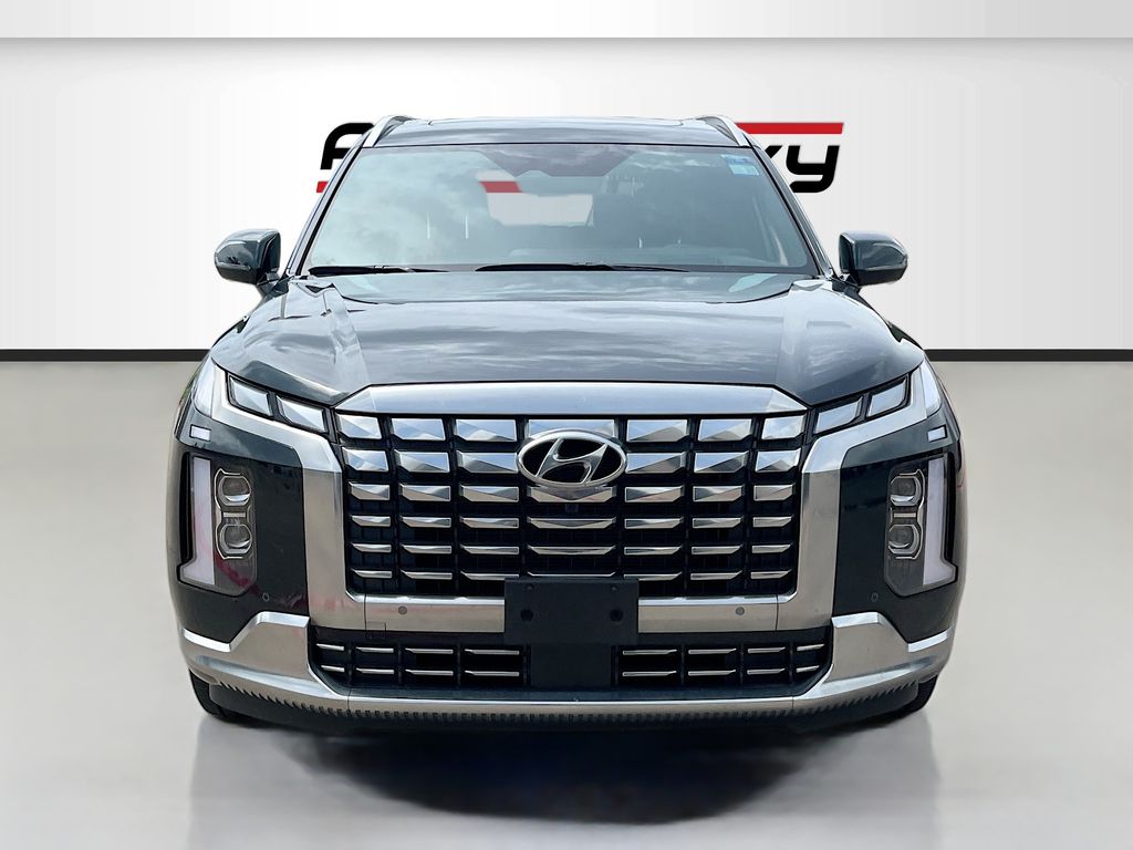 Used 2025 Green Hyundai Calligraphy image 2