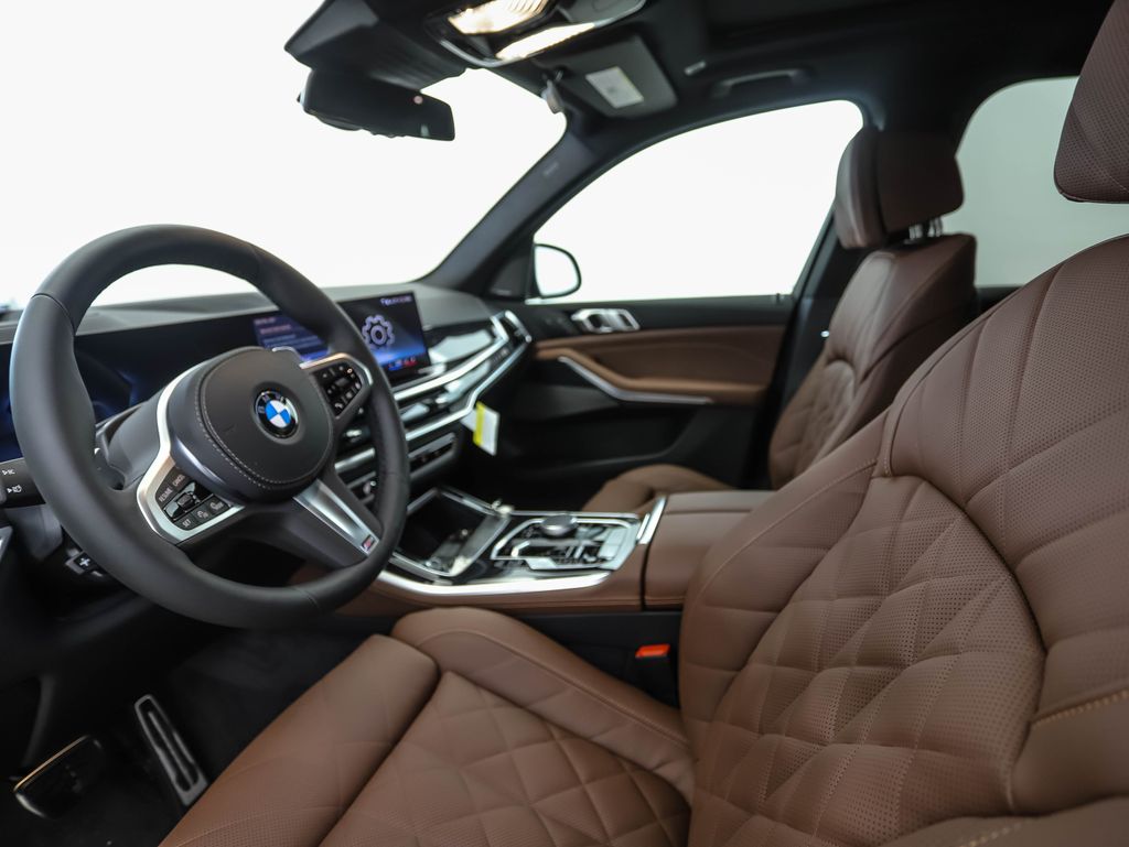 Thumbnail: 2026 BMW X5 - 11