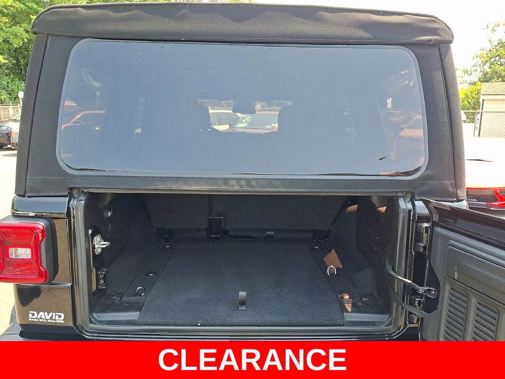 Used 2024 Jeep Wrangler SUV