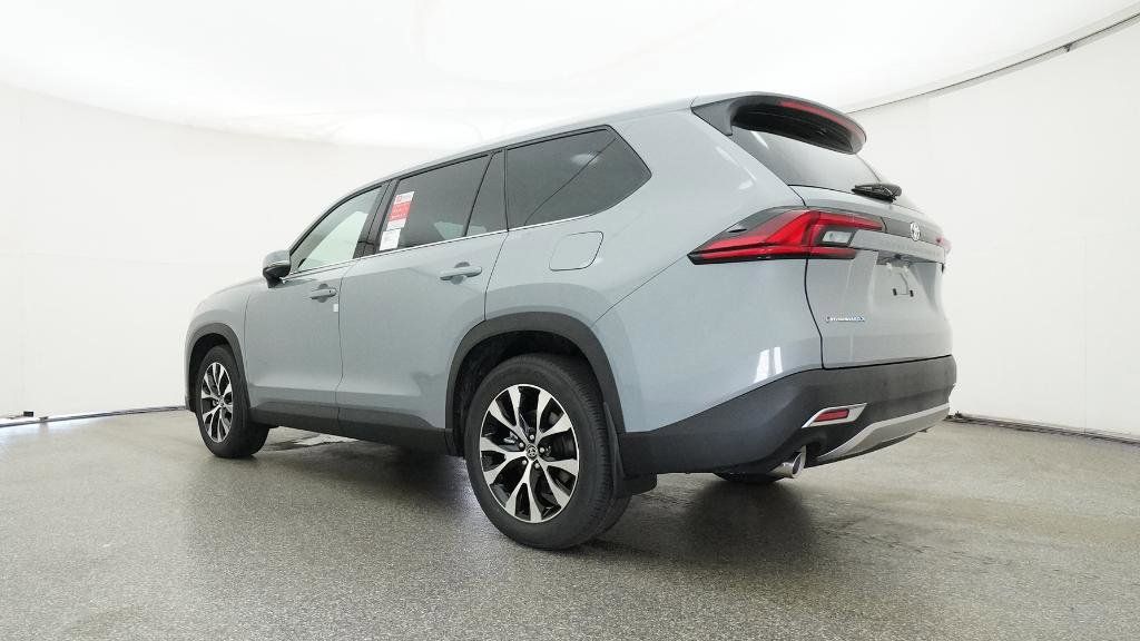 Thumbnail: 2026 Toyota Grand Highlander - 15