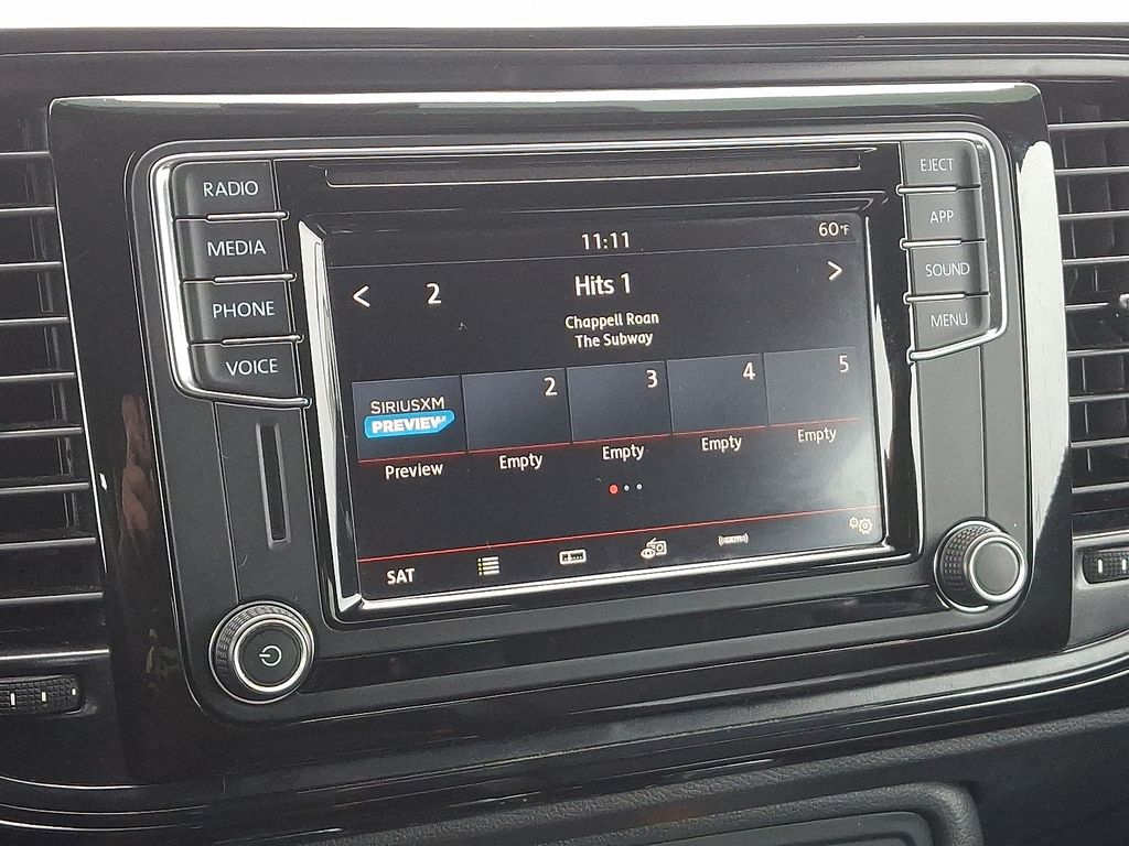 Thumbnail: 2018 Volkswagen Beetle - 16