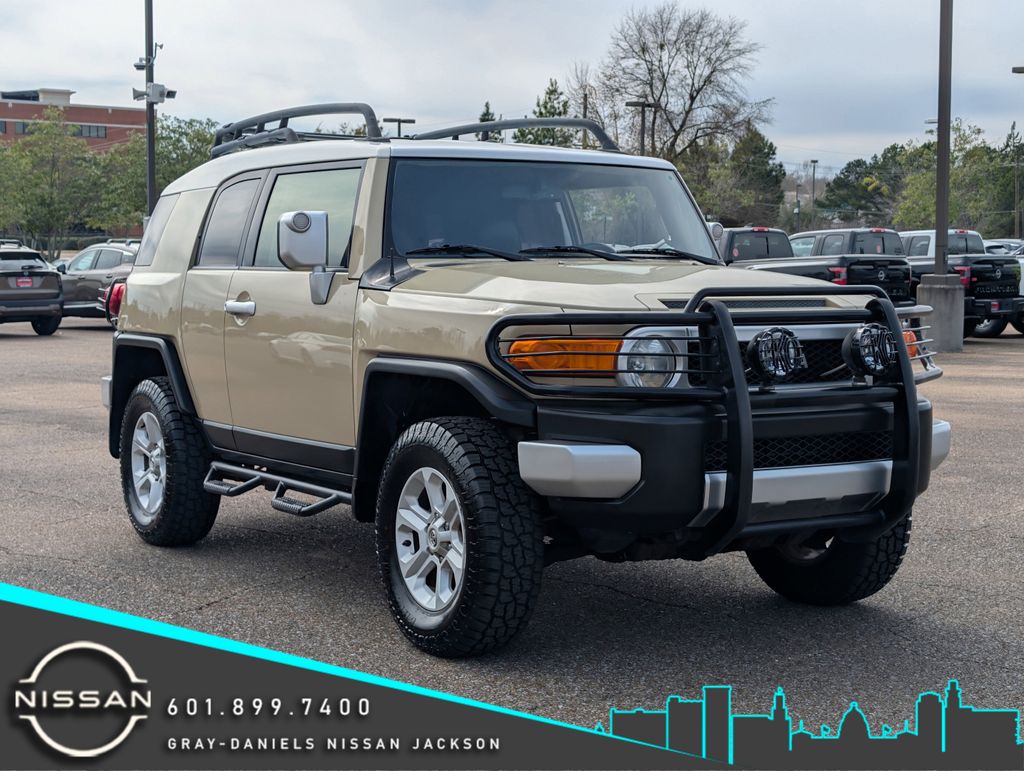2013 Toyota FJ Cruiser 2WD