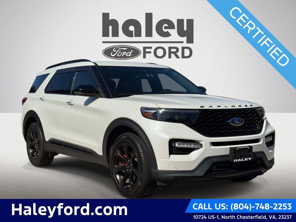  2024 Ford Explorer ST AWD   