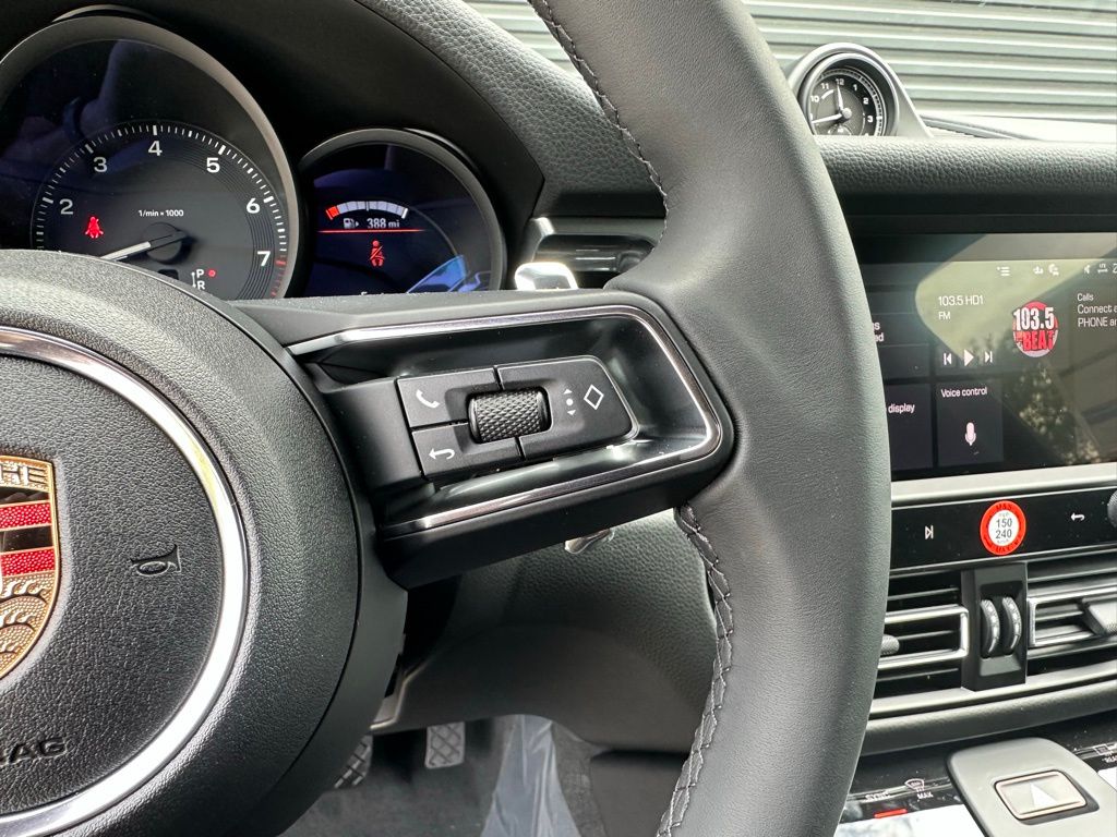 Thumbnail: 2025 Porsche Macan - 19
