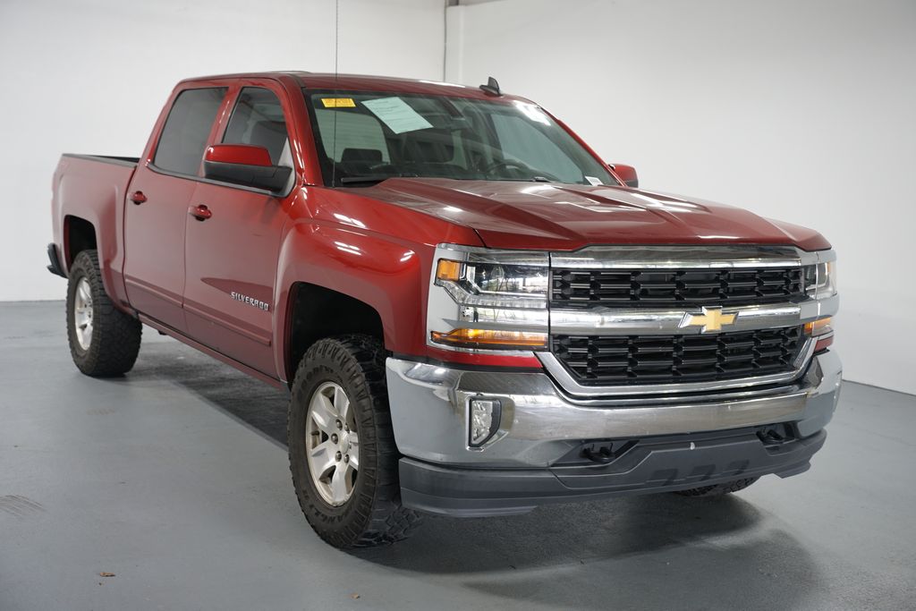Thumbnail: 2018 Chevrolet Silverado 1500 - 3