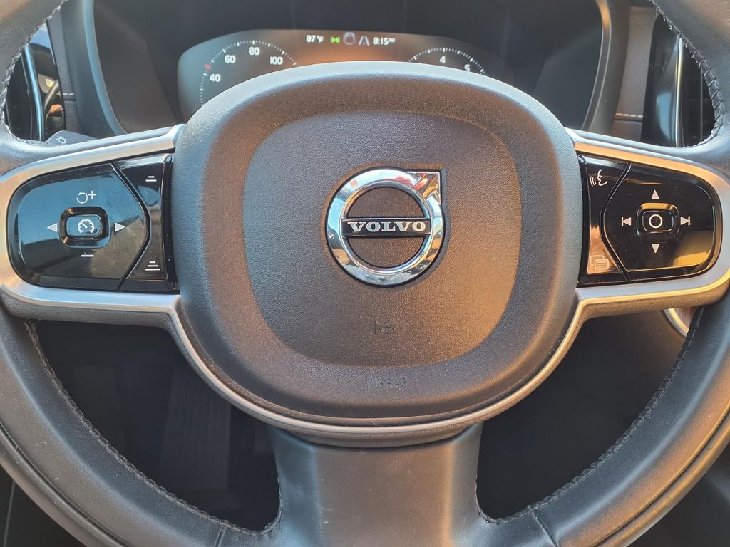 2021 Volvo XC60 T5 Inscription White at DeMontrond Auto Country