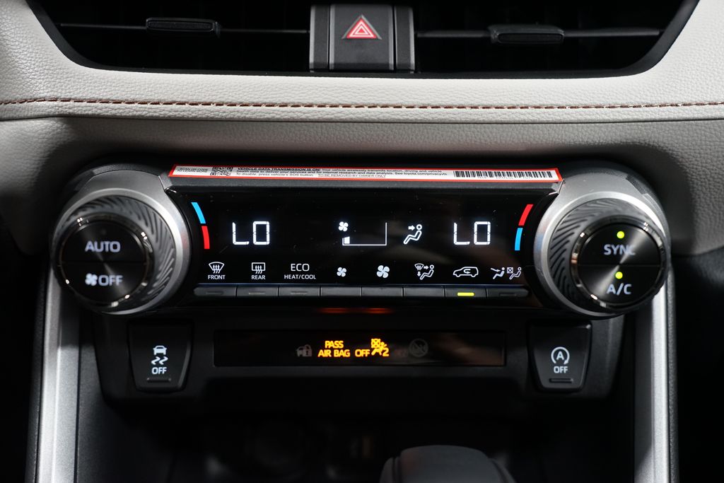 Thumbnail: 2025 Toyota RAV4 - 20