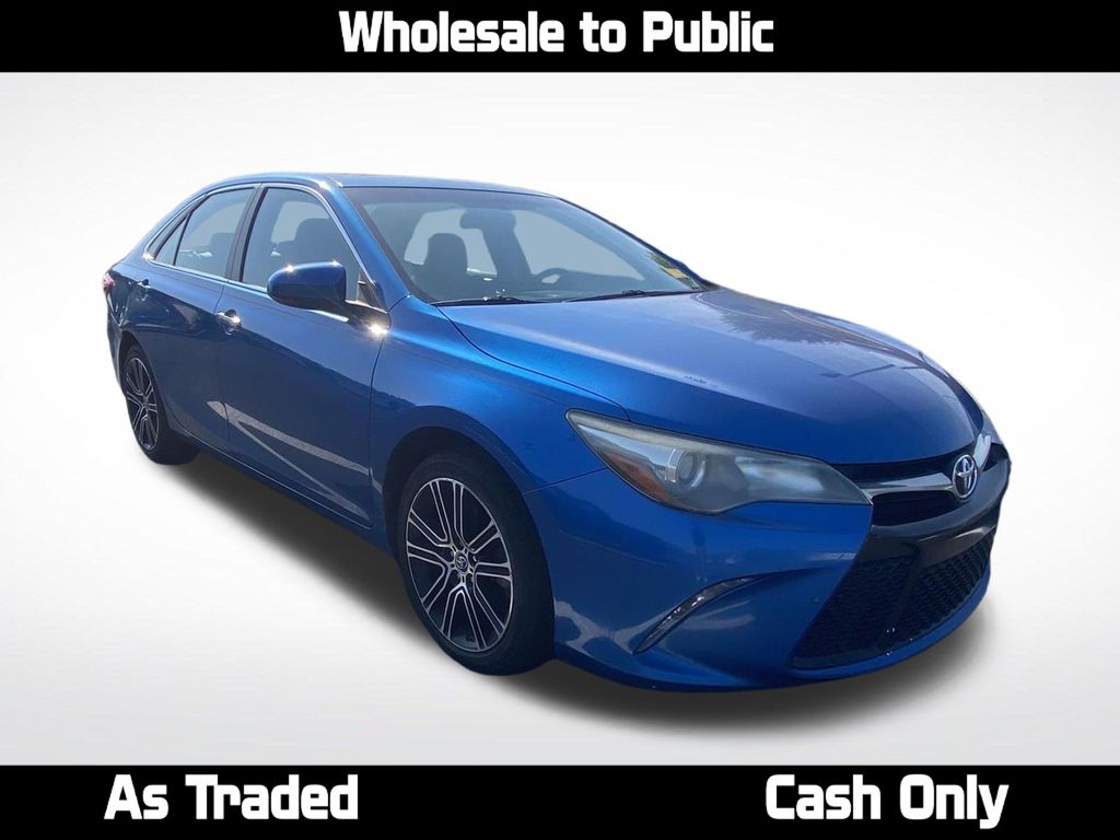 Blue Streak Metallic 2016 Toyota Camry Sedan Front-Wheel Drive 6-Speed Automatic
