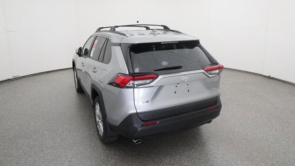 Thumbnail: 2025 Toyota RAV4 - 22