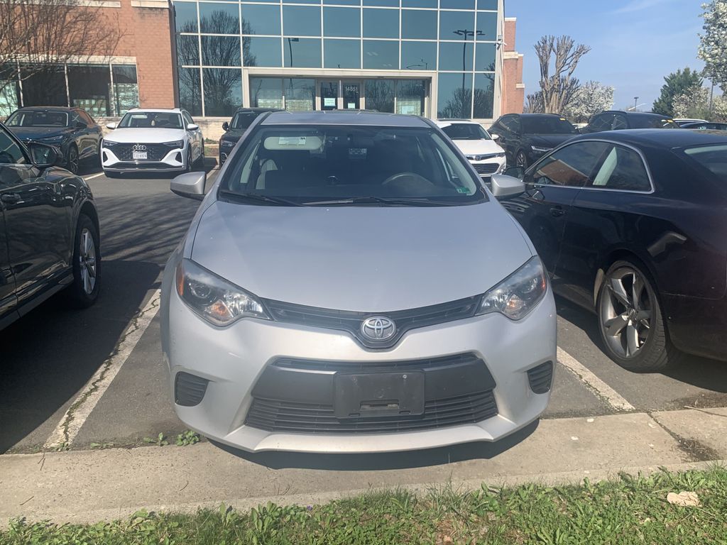 Thumbnail: 2015 Toyota Corolla - 2
