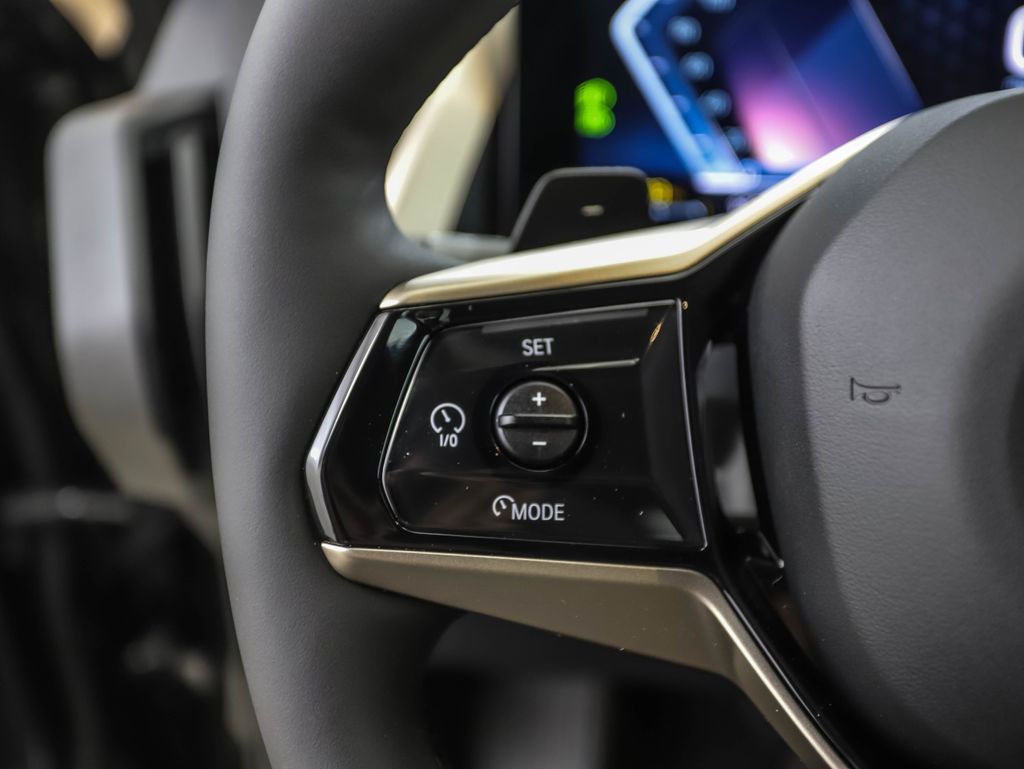 Thumbnail: 2025 BMW X3 - 12