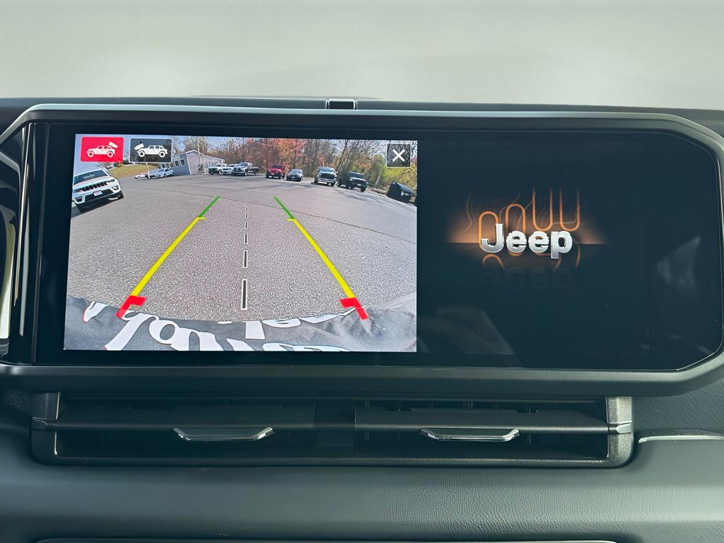 2026 Jeep Wrangler 4-Door Sahara - Photo 23