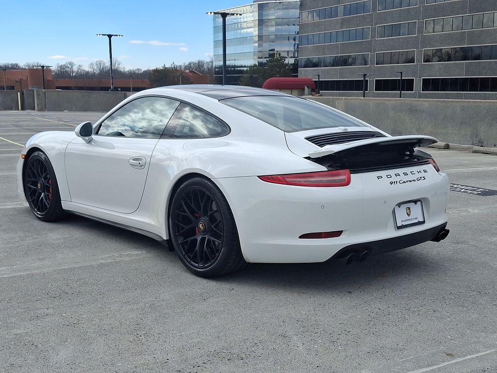 2015 Porsche 911 Carrera S 3