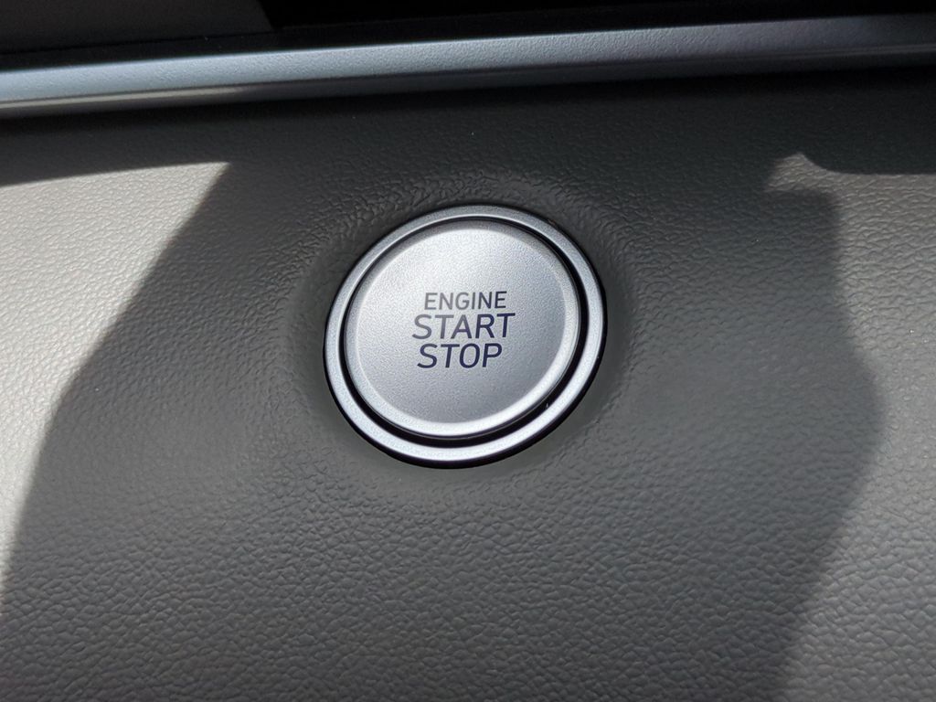 Used 2026 Gray Hyundai SEL Sport image 20