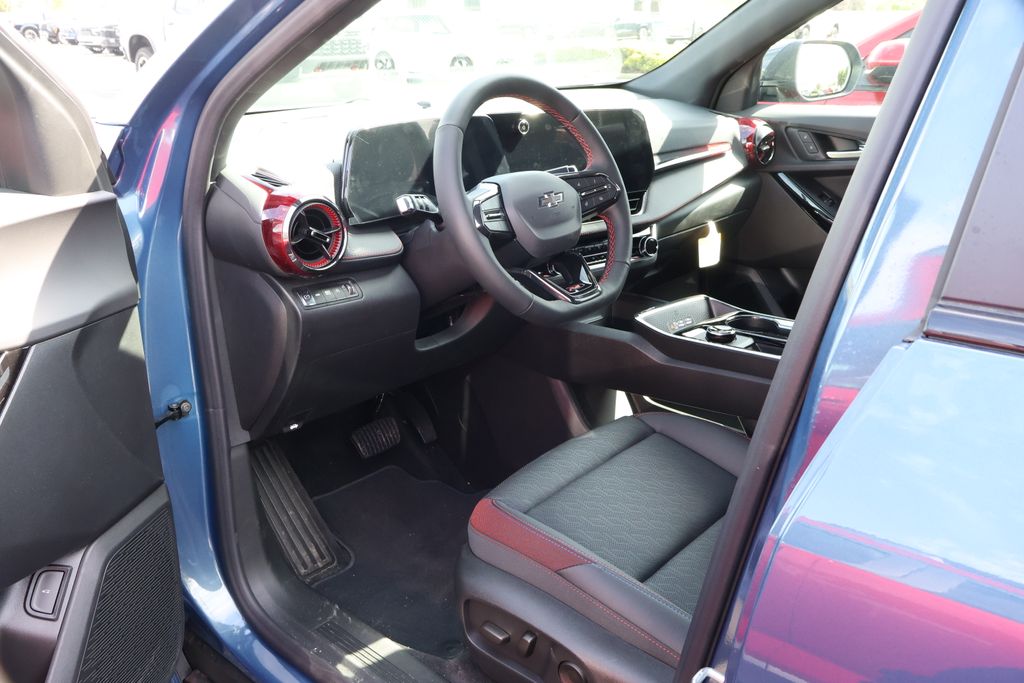 2025 Chevrolet Equinox RS 11