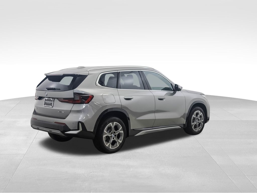 Thumbnail: 2026 BMW X1 - 5