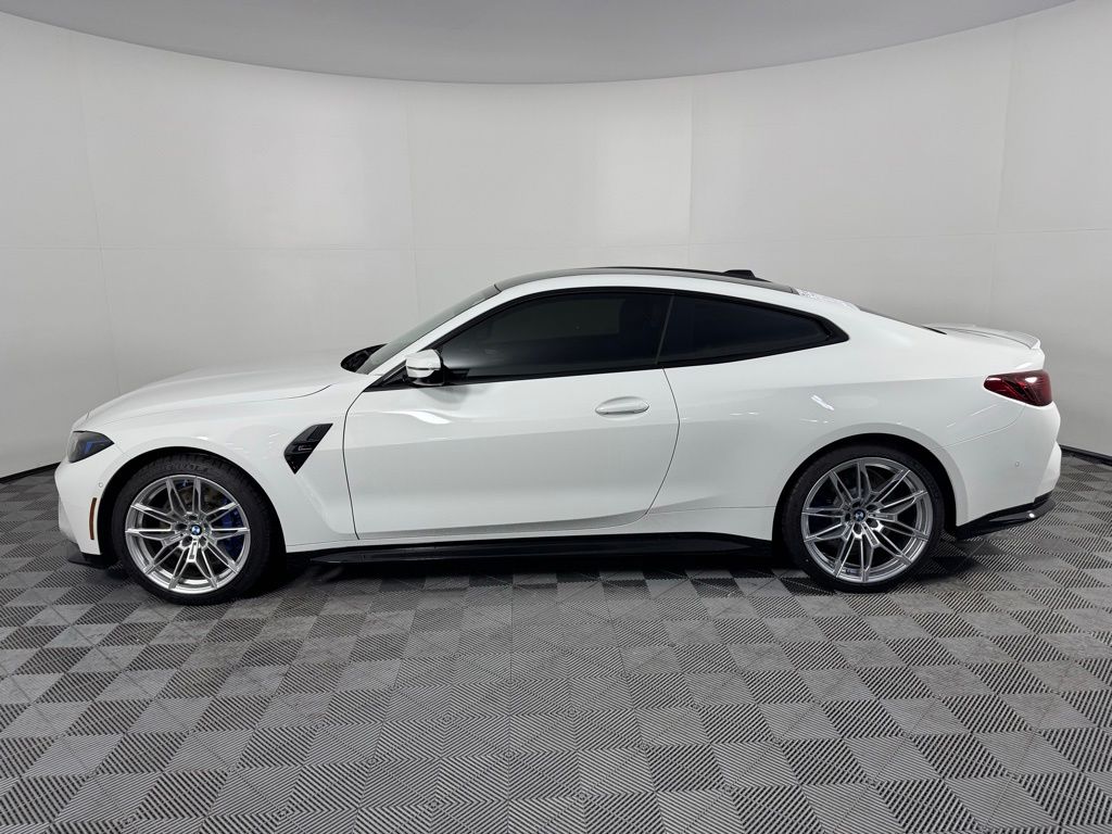 Thumbnail: 2025 BMW M4 - 5