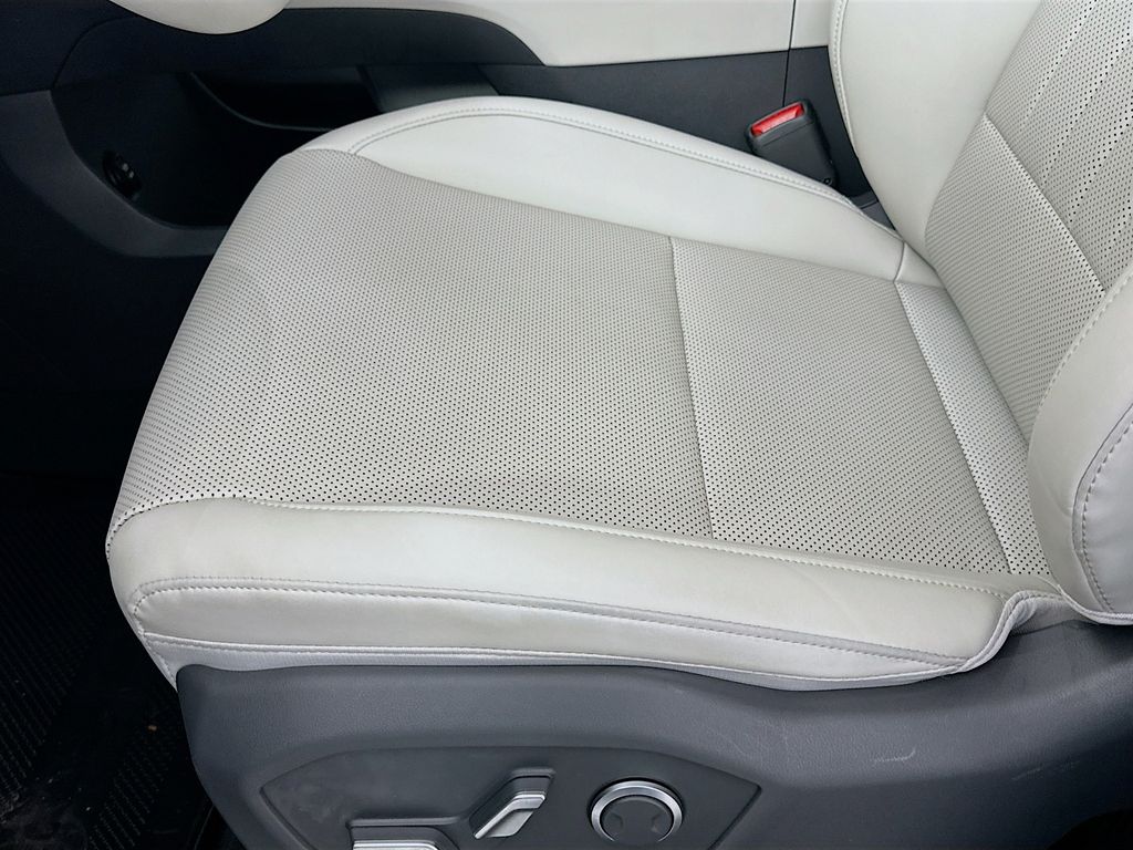 Thumbnail: 2025 Hyundai Santa Fe - 19