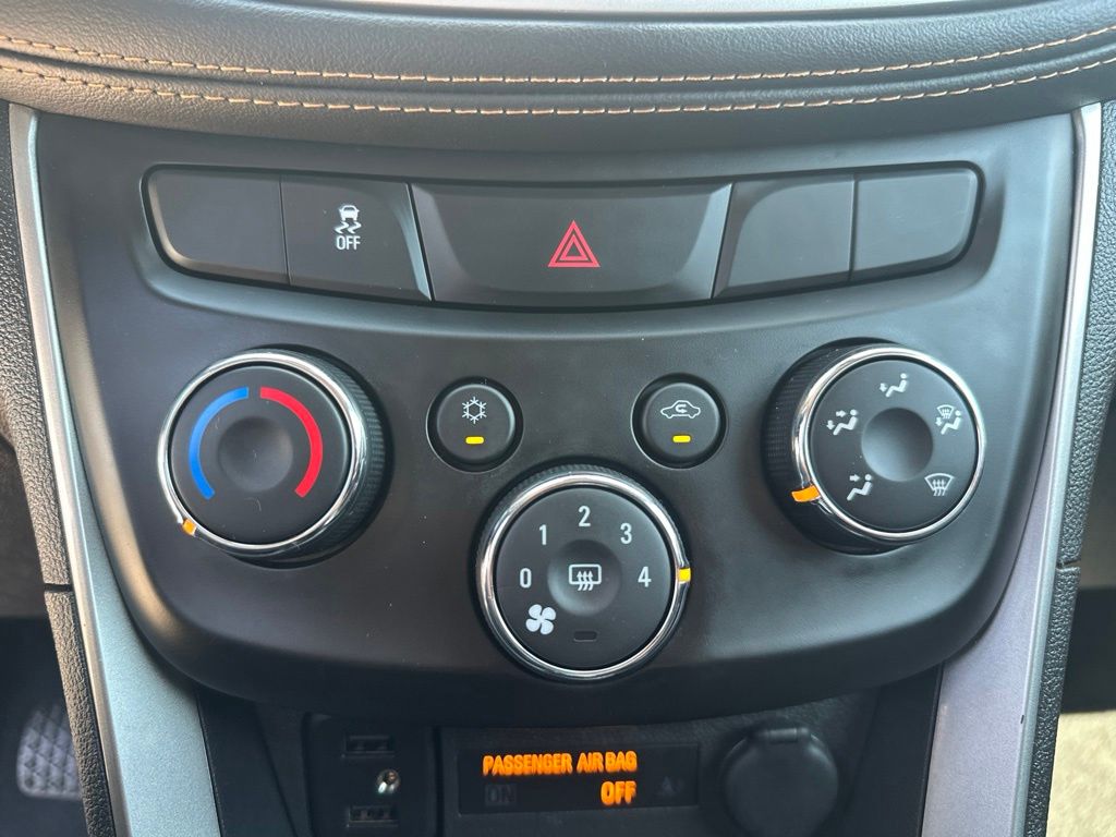 Used 2021 Chevrolet Trax SUV