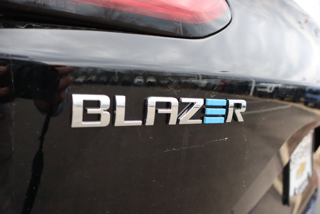 2025 Chevrolet Blazer EV LT photo