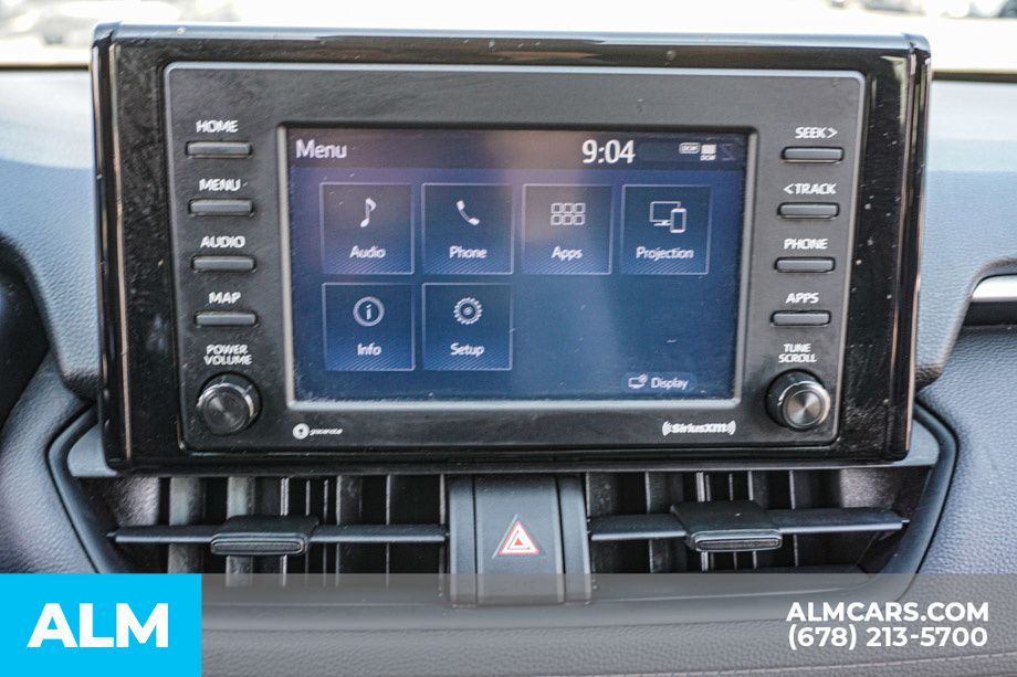 2021 Toyota RAV4 LE - Photo 35
