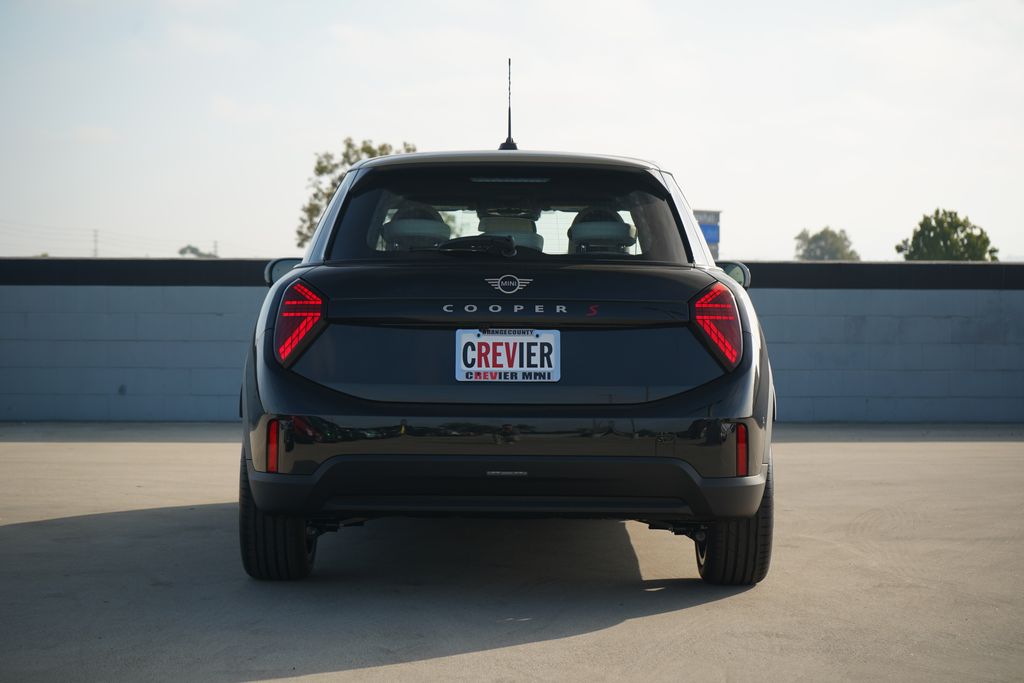 Thumbnail: 2026 MINI Cooper - 4