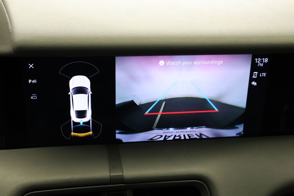 Thumbnail: 2021 Porsche Taycan - 21