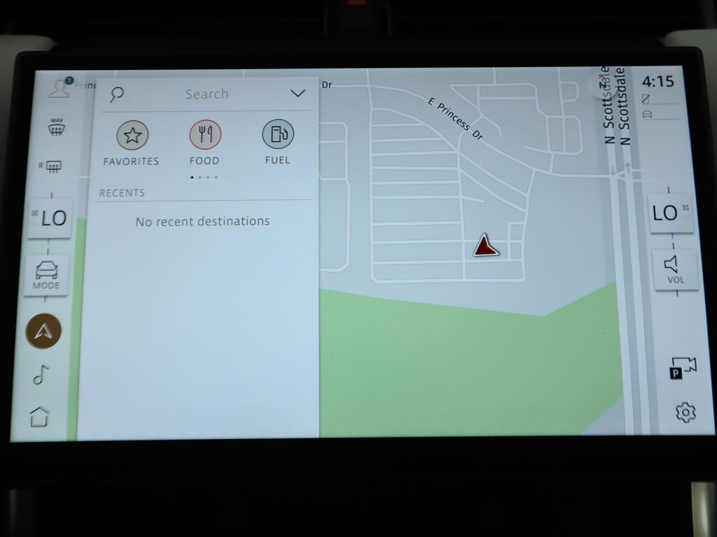 Thumbnail: 2024 Land Rover Discovery Sport - 15